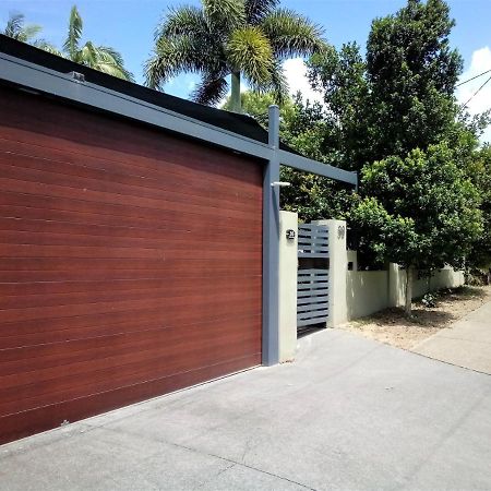 Southport-Dandar Apartment Gold Coast Bagian luar foto