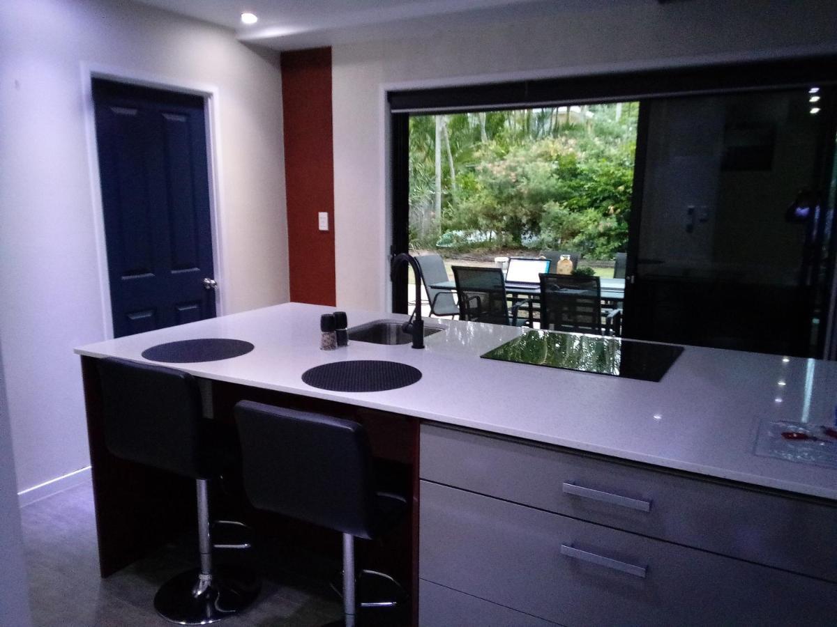 Southport-Dandar Apartment Gold Coast Bagian luar foto